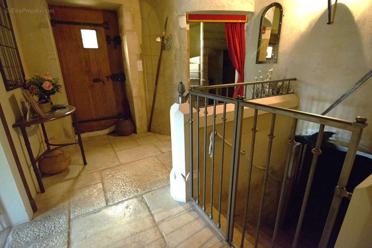 Maison à SAINT-PIERRE-D&#039;EXIDEUIL