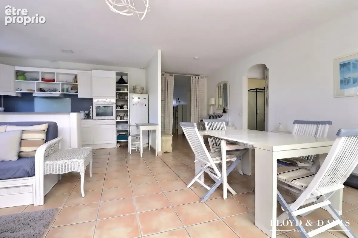 Maison 4 pièces 96 m² à vendre à Villeneuve-De-La-Raho (66180) - photo 2
