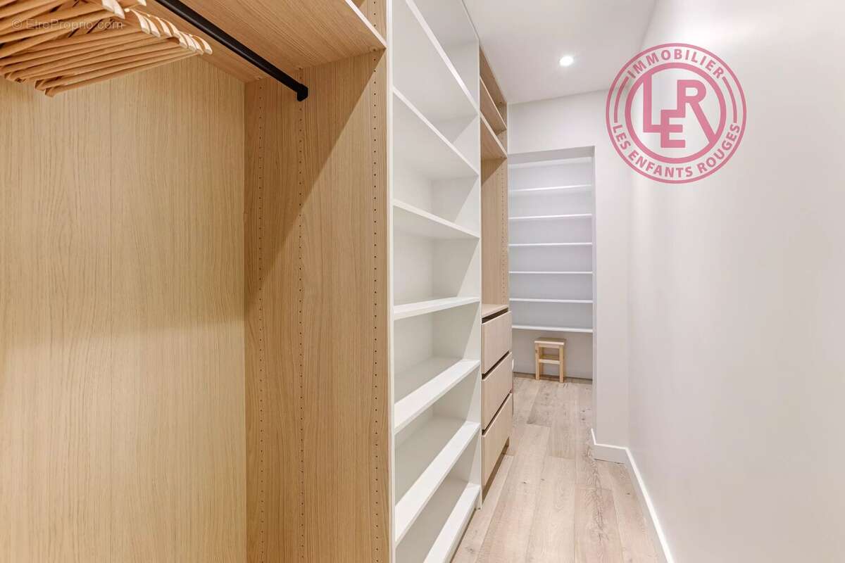 Appartement à PARIS-3E