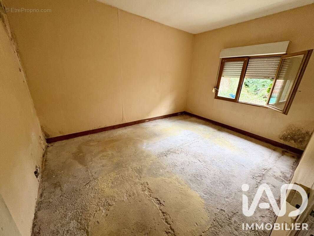 Maison 60 m² à Estrees-Mons  - photo 3