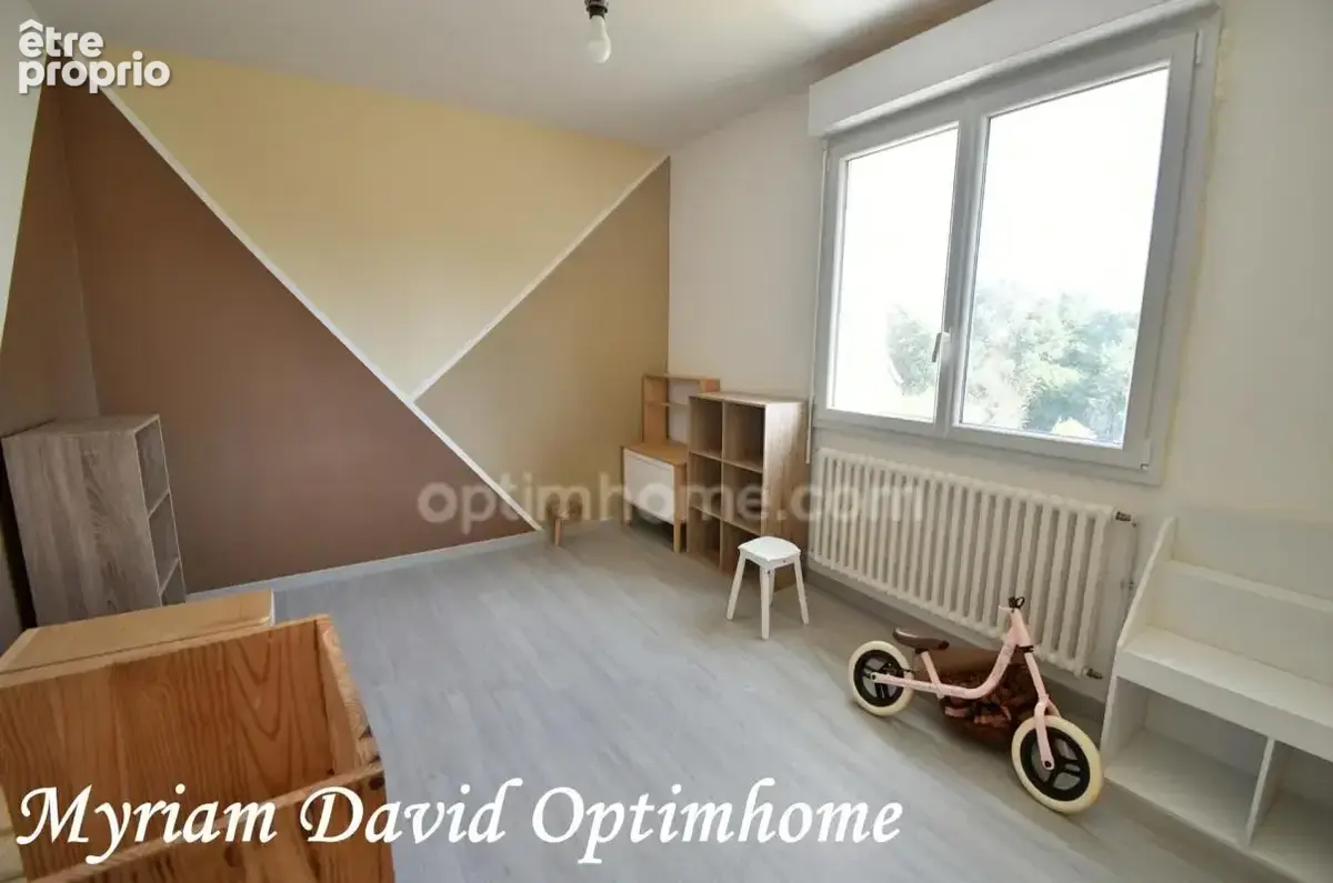 Maison rénovée 128 m² – 5 chambres – Sous-sol complet – Proche centre-ville de Rostrenen - photo 8