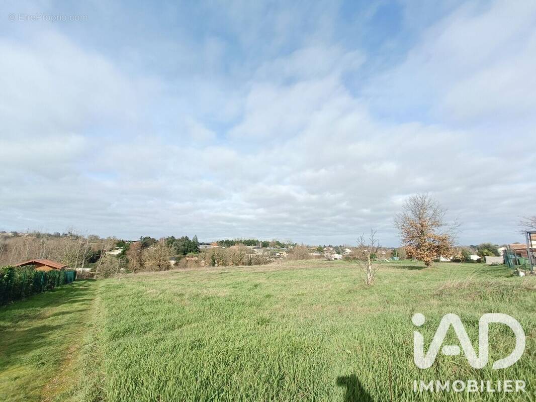 Photo 1 - Terrain à THOUARS