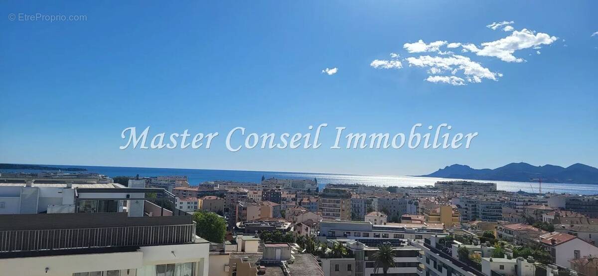 Appartement à CANNES