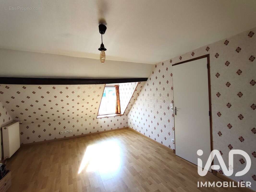 Maison 128 m² à Trizay-Les-Bonneval  - photo 9