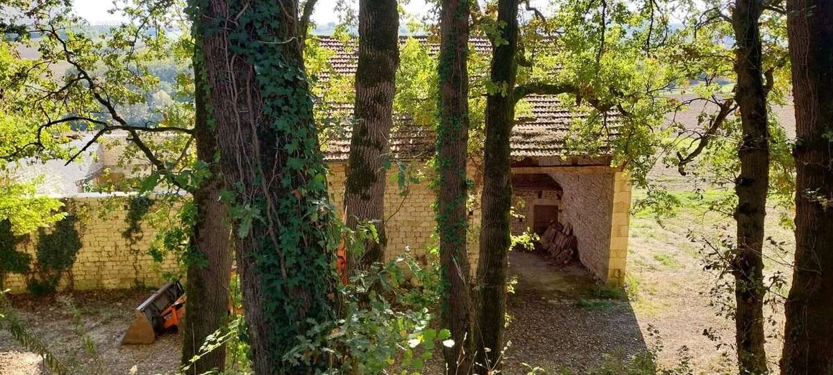 Maison à MONTDOUMERC