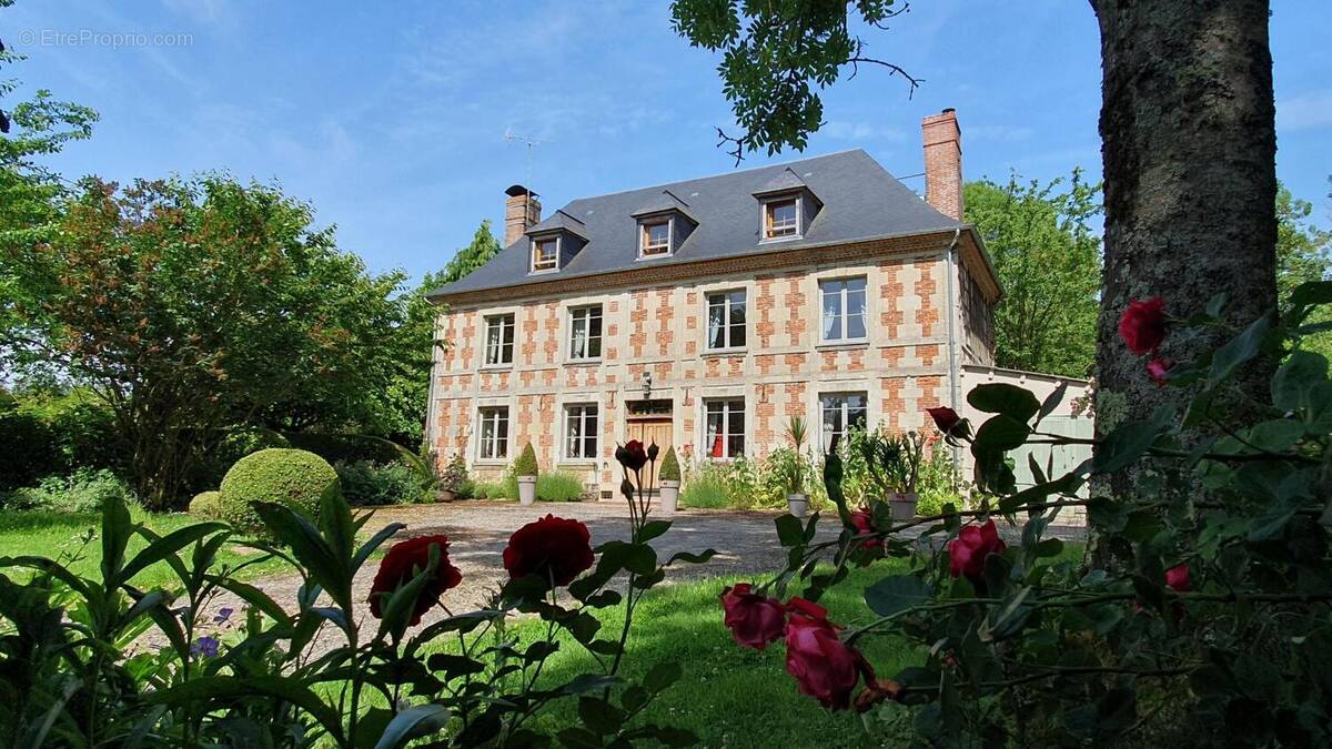 Photo 1 - Maison à PONT-L'EVEQUE