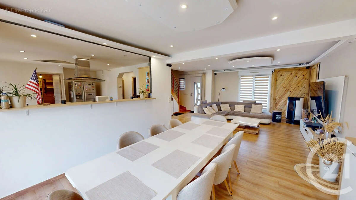 Maison 158 m² à Morcourt  - photo 4