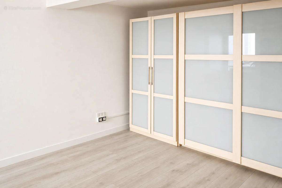 Appartement à LA FERTE-ALAIS