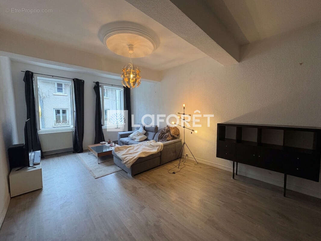 Appartement à SAINT-SYMPHORIEN-D'OZON