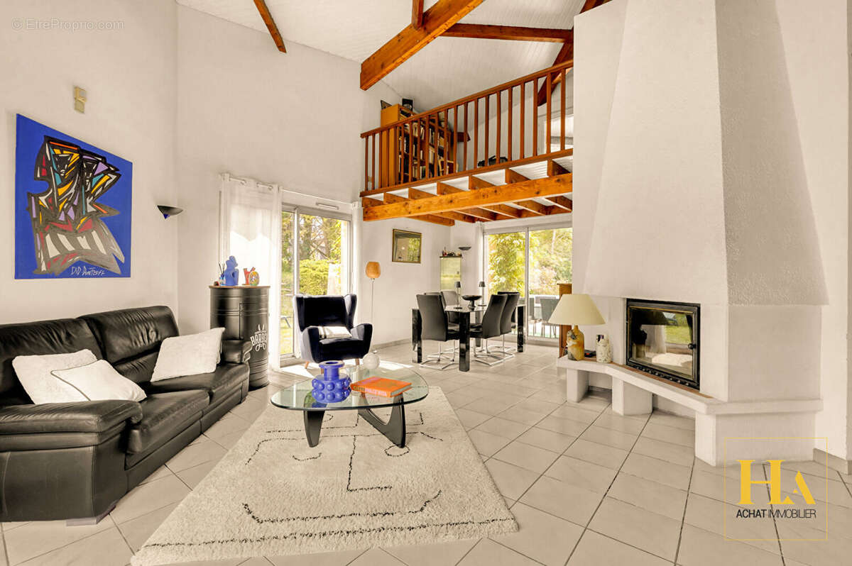 Maison à VIGOULET-AUZIL