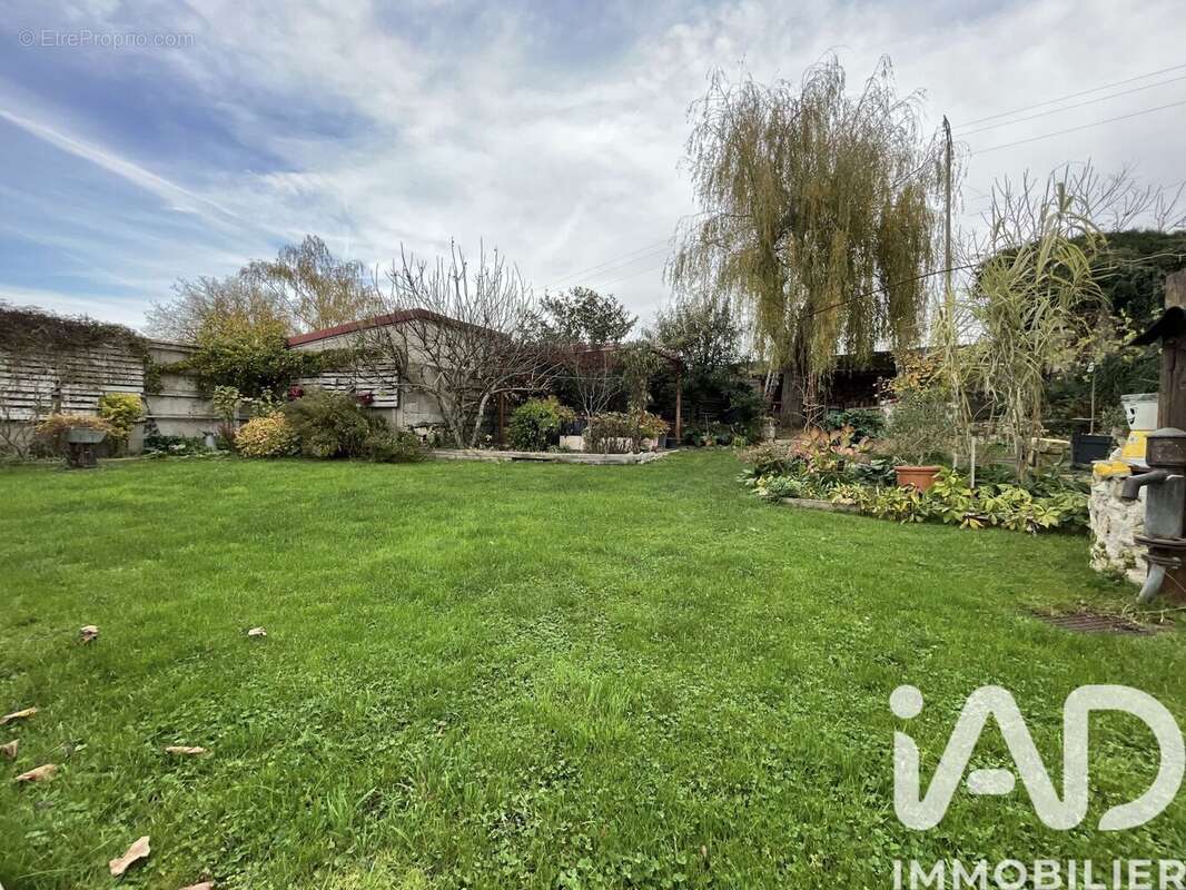 Photo 3 - Maison à HEROUVILLE