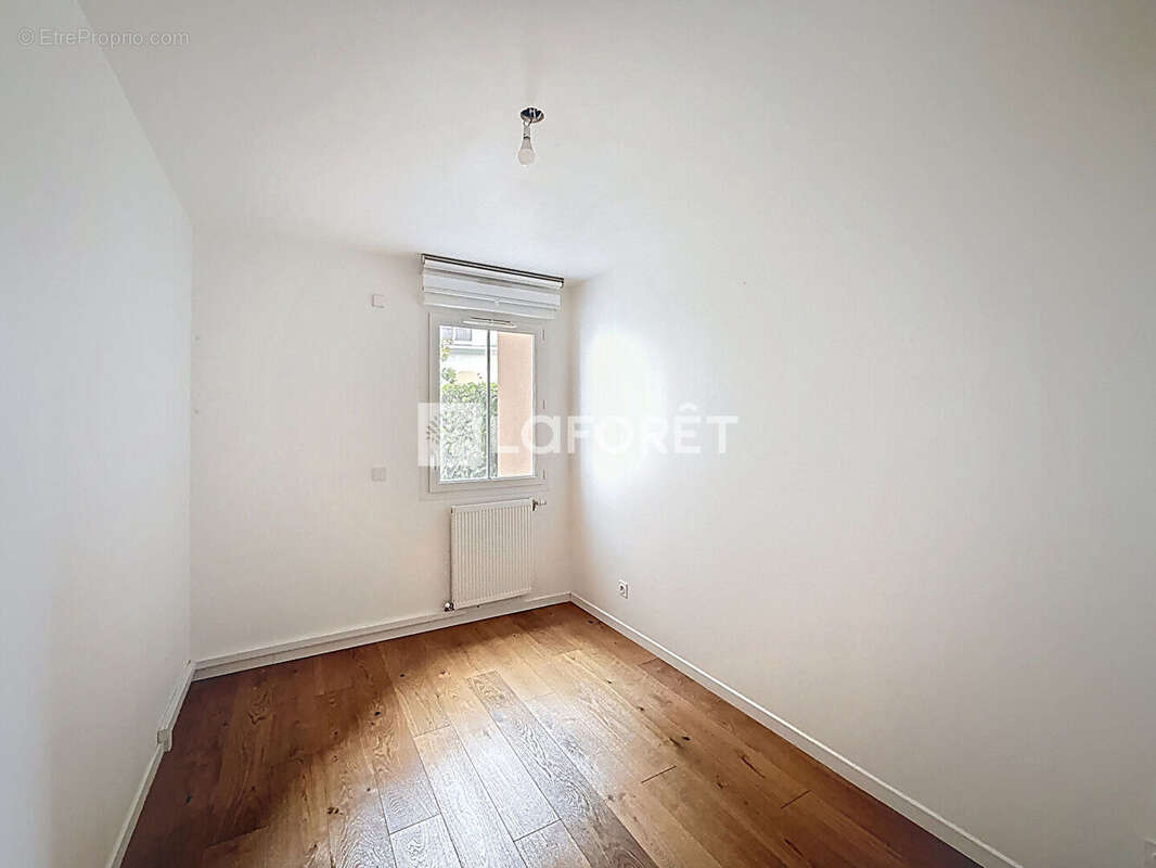 Appartement à LE PLESSIS-ROBINSON