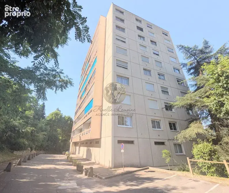 Appartement T3 dernier étage avec vue dégagée - photo 2