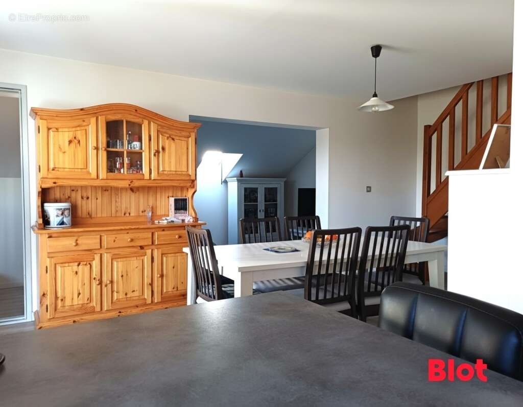 Appartement à CHATEAUBOURG