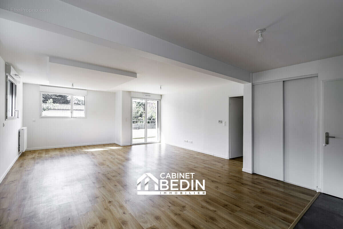 Appartement à BORDEAUX