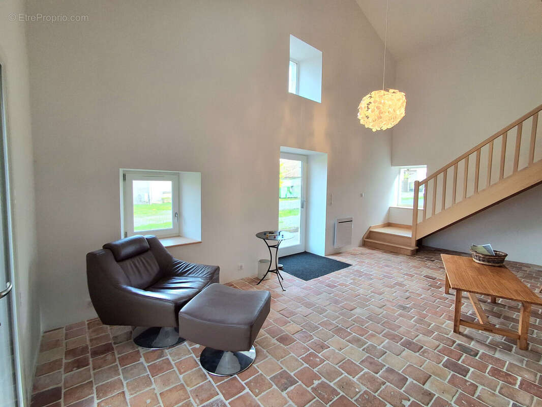 Photo 9 - Maison à VOUILLE