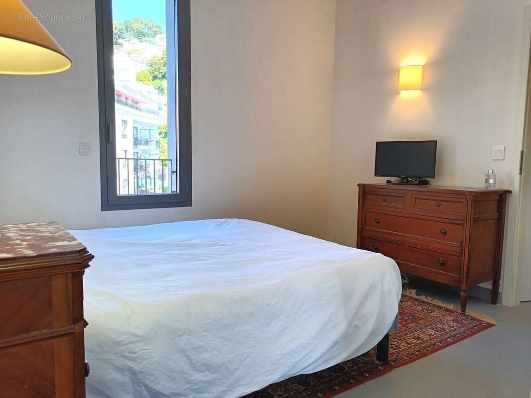 Appartement à ROQUEBRUNE-CAP-MARTIN