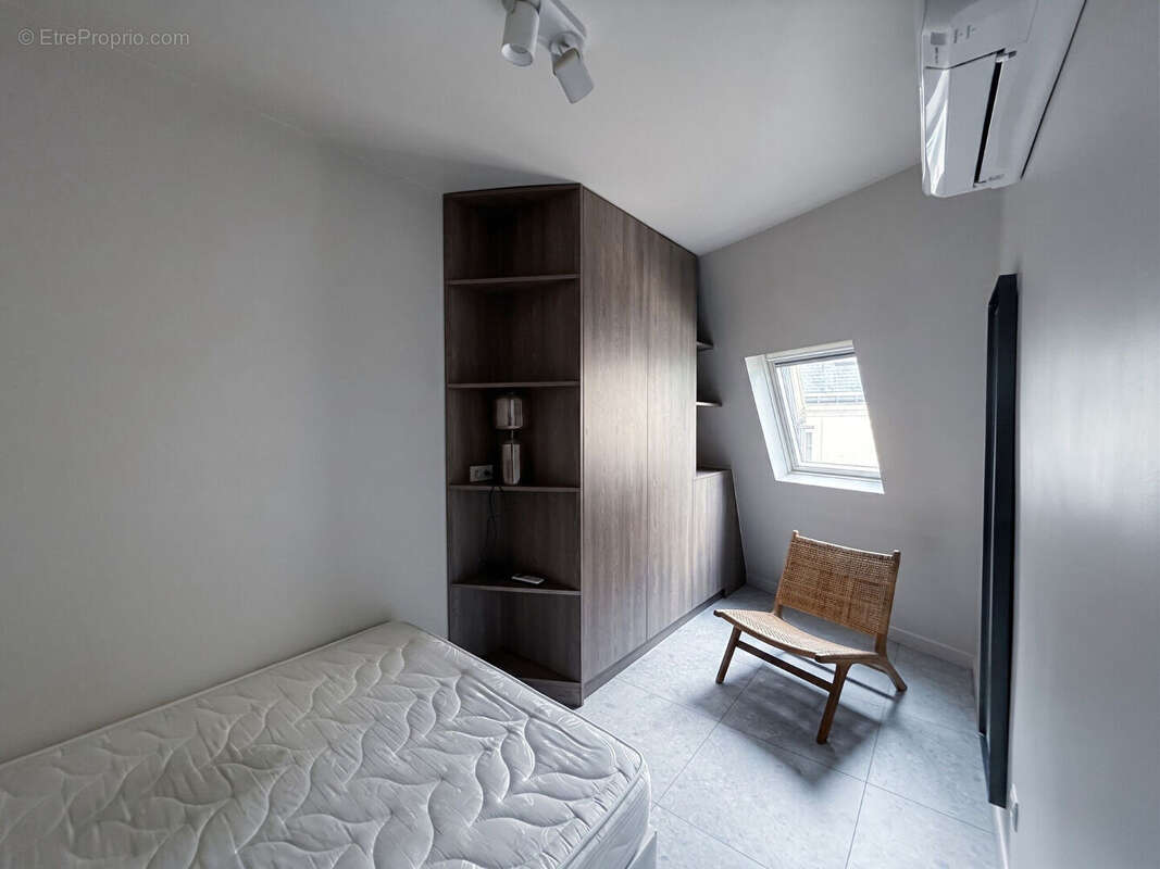Appartement à PARIS-10E