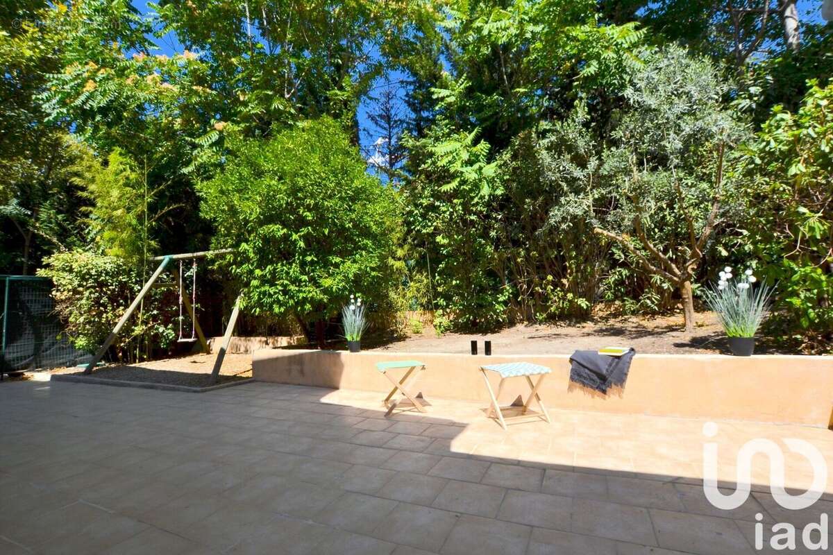 Photo 3 - Maison à MARSEILLE-10E