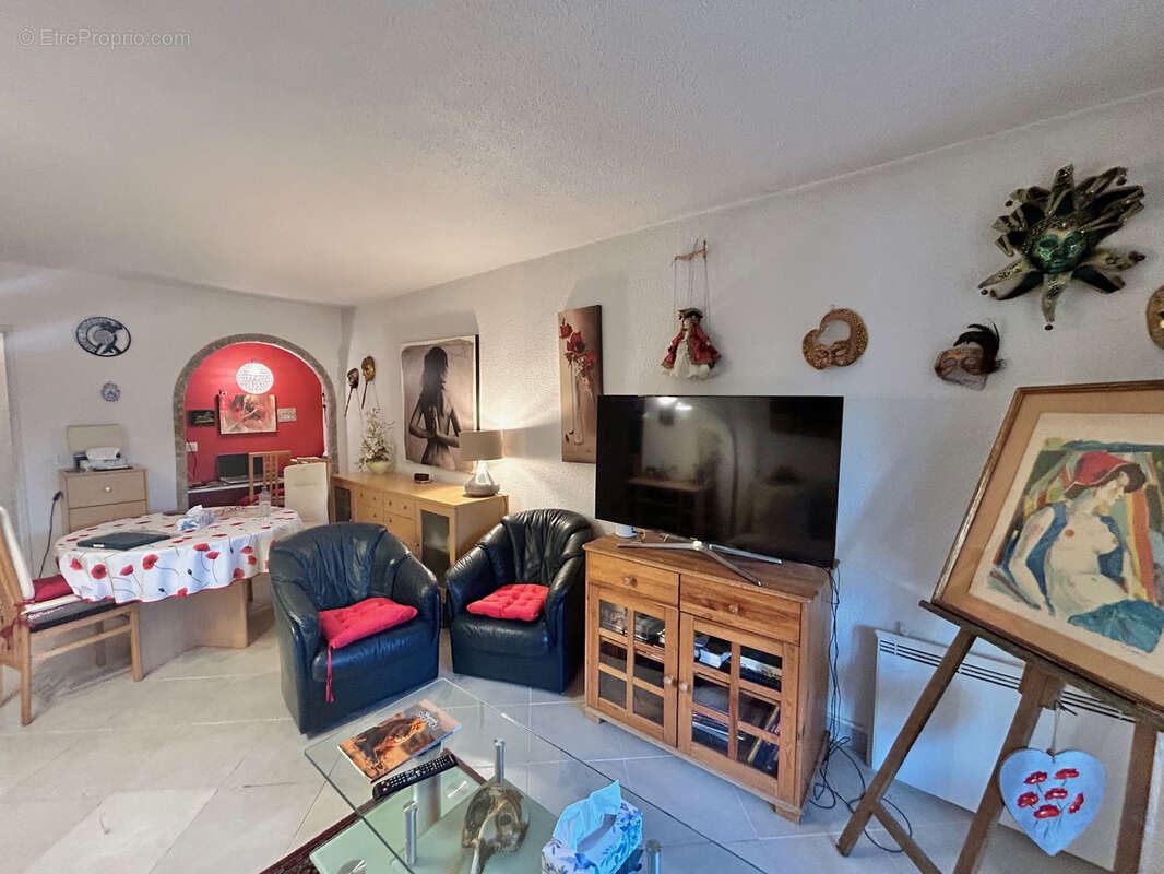 Appartement à FREJUS