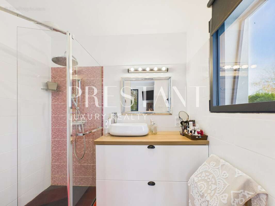 Maison à PEYREHORADE