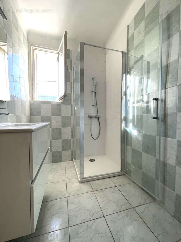 Maison à LE PONT-DE-CLAIX