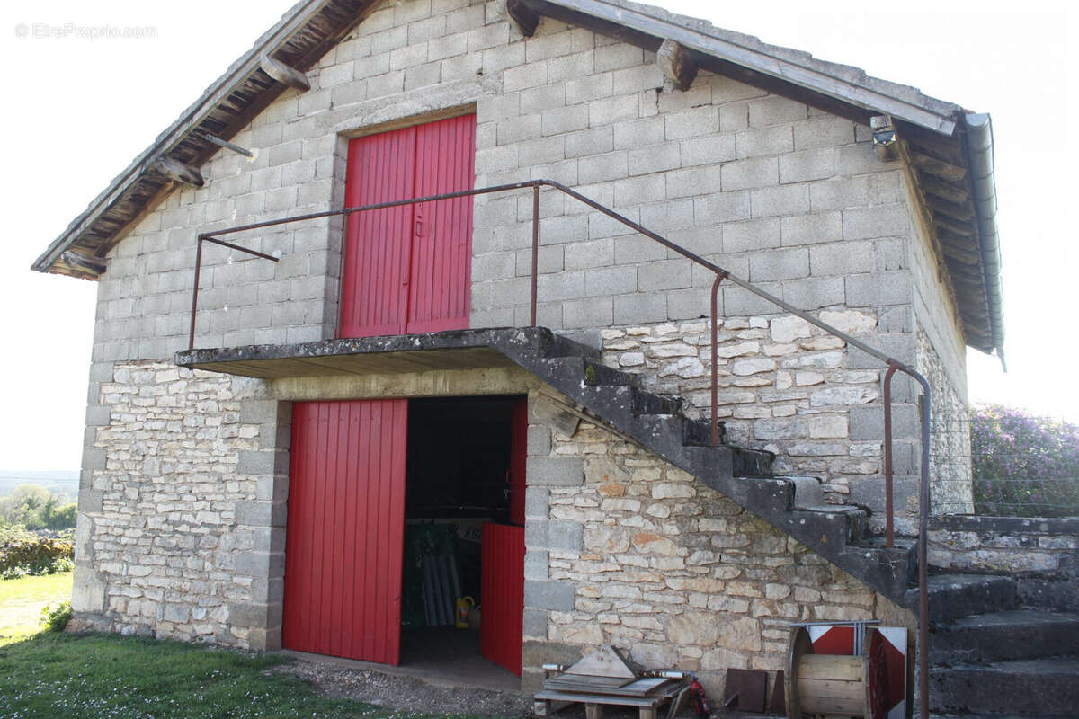 Maison à LUNEGARDE