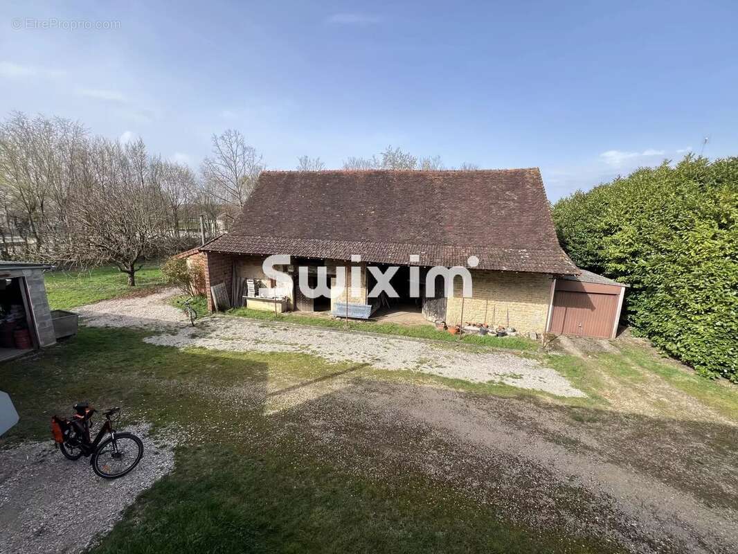 Maison à LONS-LE-SAUNIER