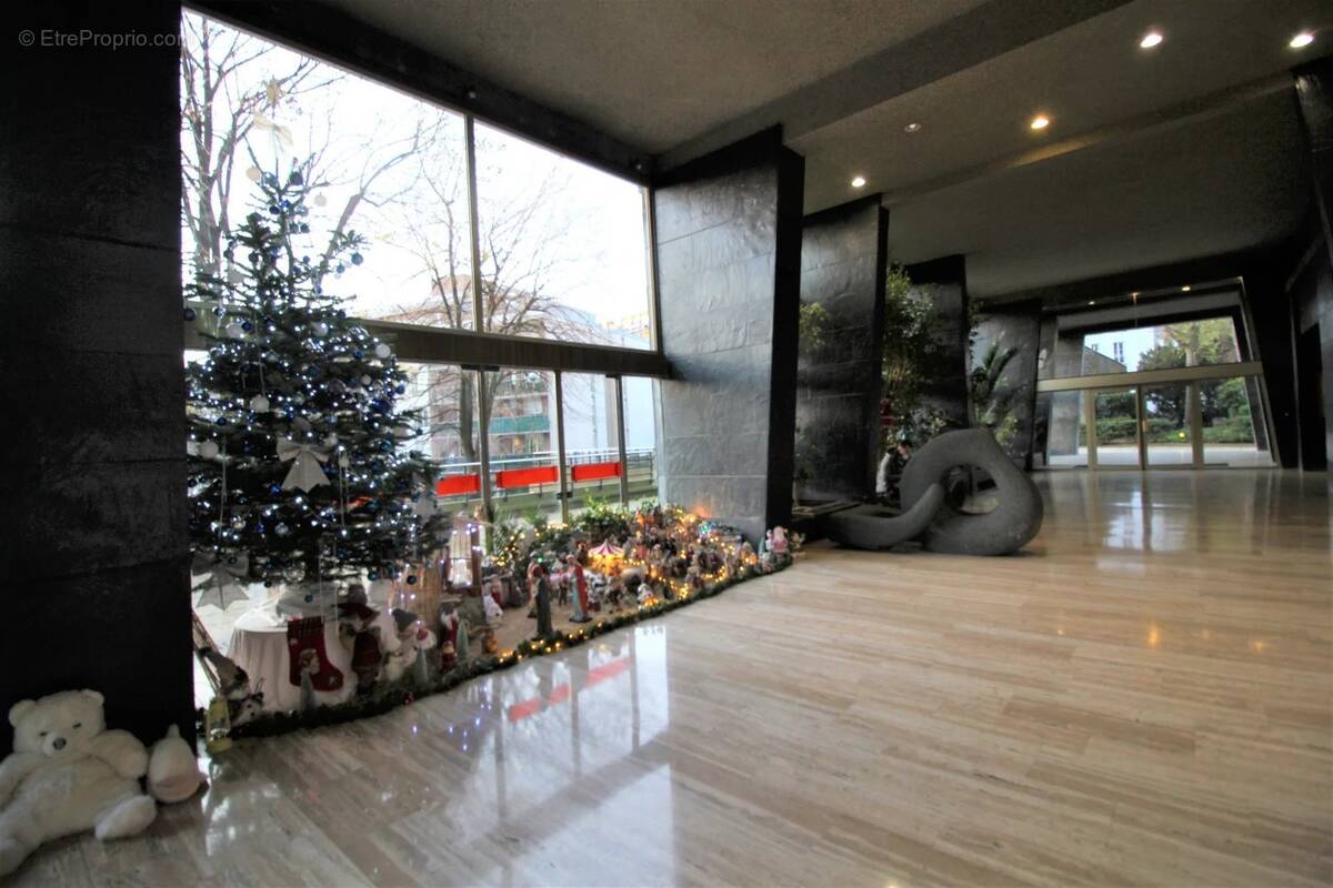 Appartement à PARIS-20E