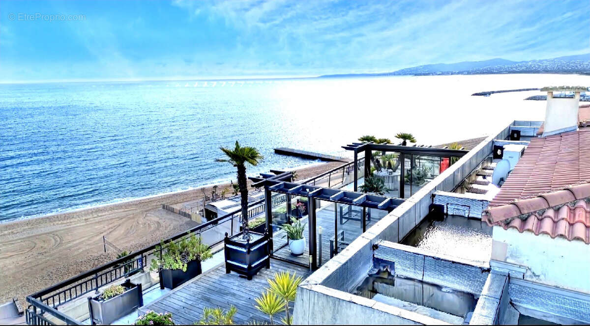 Appartement à FREJUS