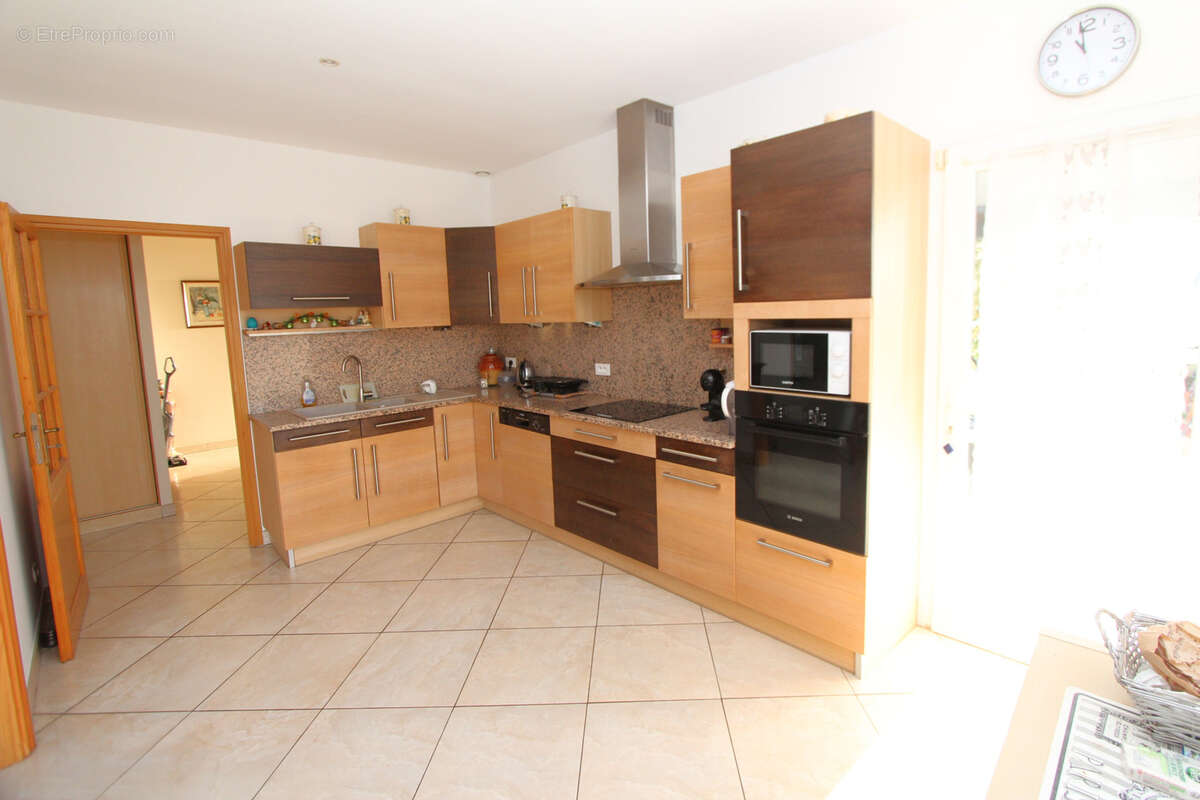 Maison à SAINTE-MARIE-AUX-CHENES