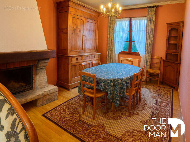 Maison à LE MINIHIC-SUR-RANCE