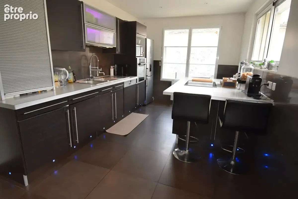 Maison 7 pièces 127 m² à vendre à Thomery (77810) - photo 3