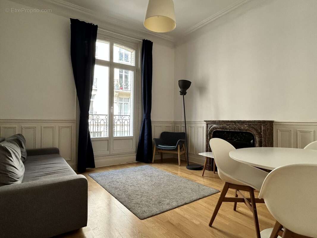 Appartement 61 m² à Reims  - photo 2
