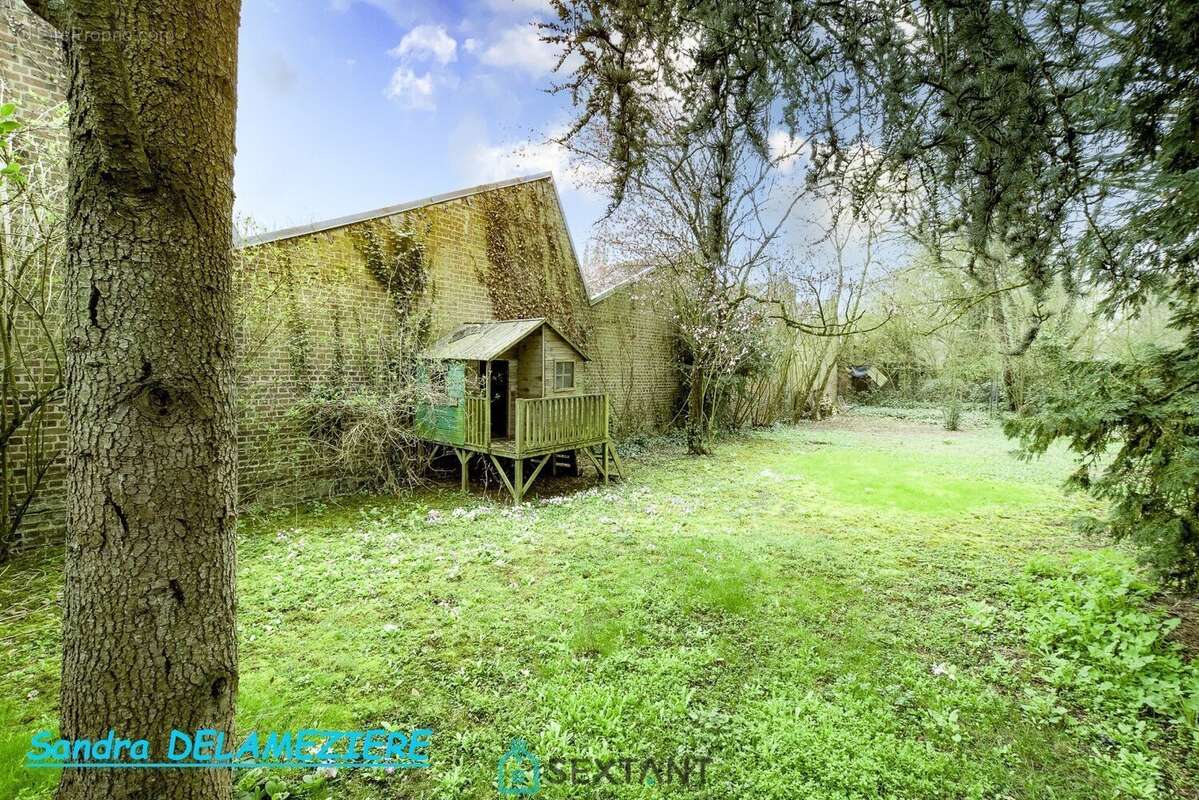 Maison à VILLERS-BRETONNEUX