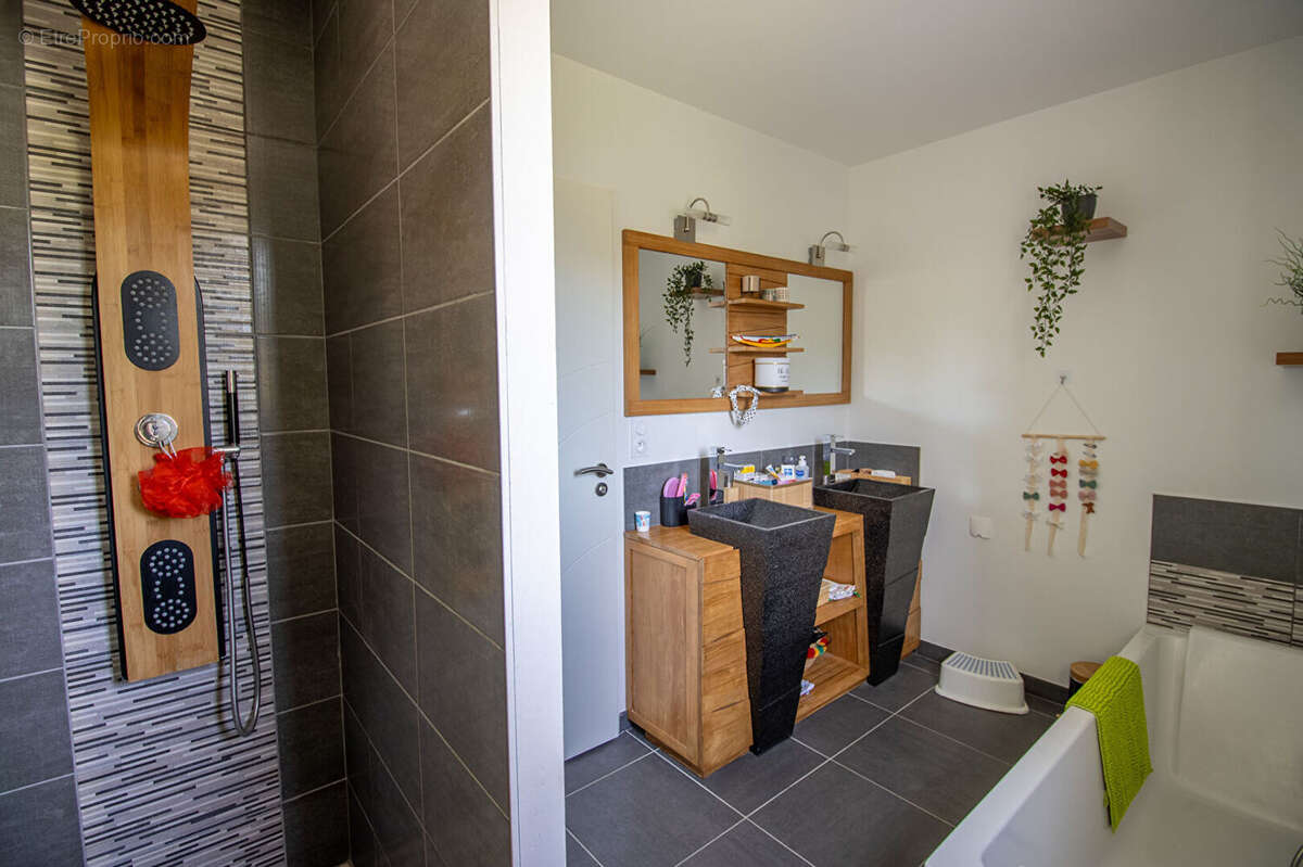 Maison à LA GARNACHE