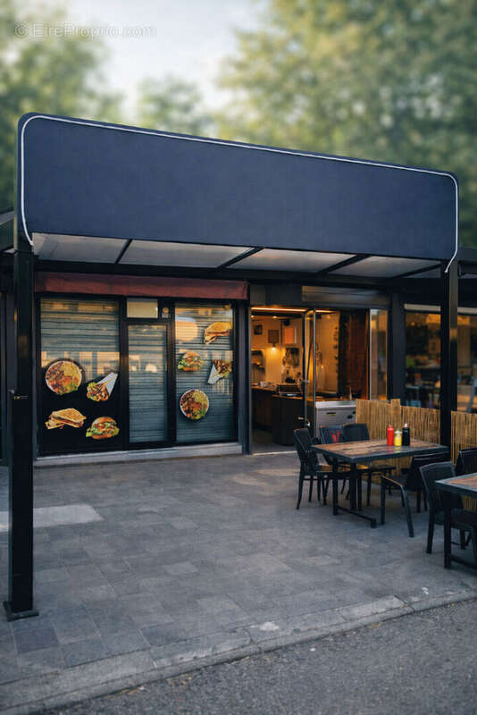 Commerce à SAINT-CYPRIEN