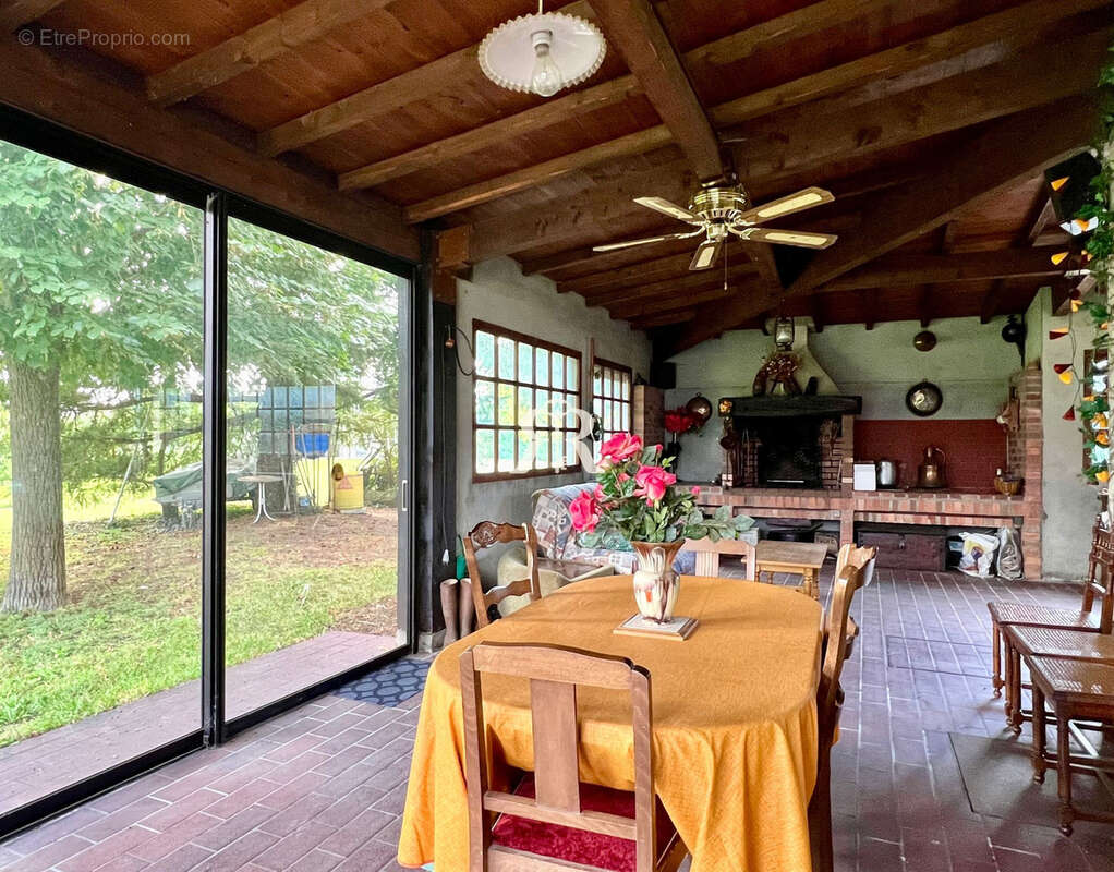 Maison à PONT-DU-CHATEAU