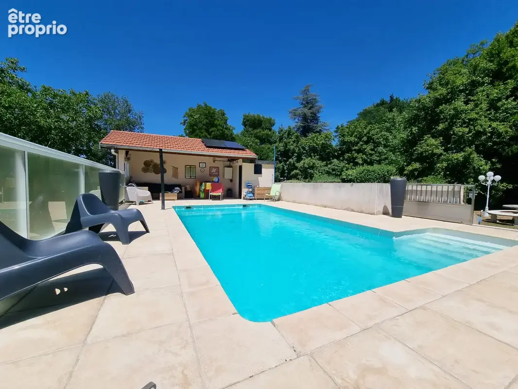 Photo Maison à Saint-Just-Saint-Rambert au prix de 550 000€