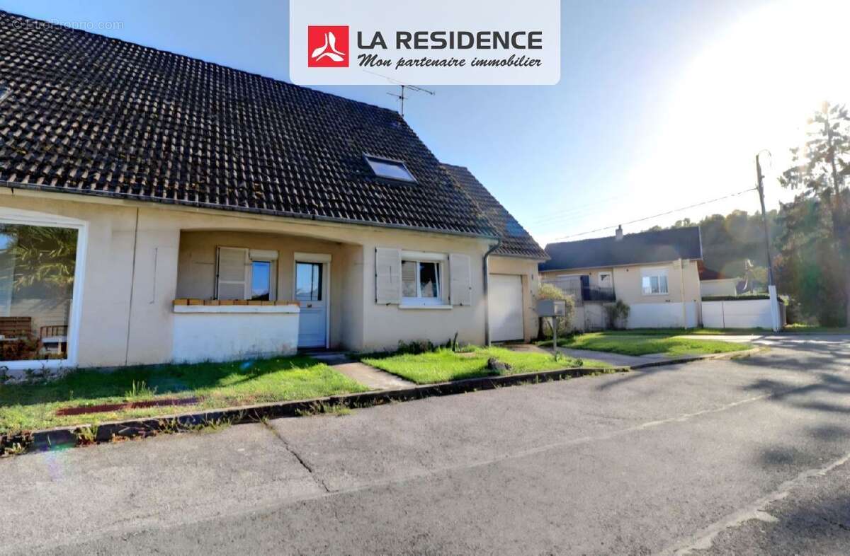 Maison à IVRY-LA-BATAILLE