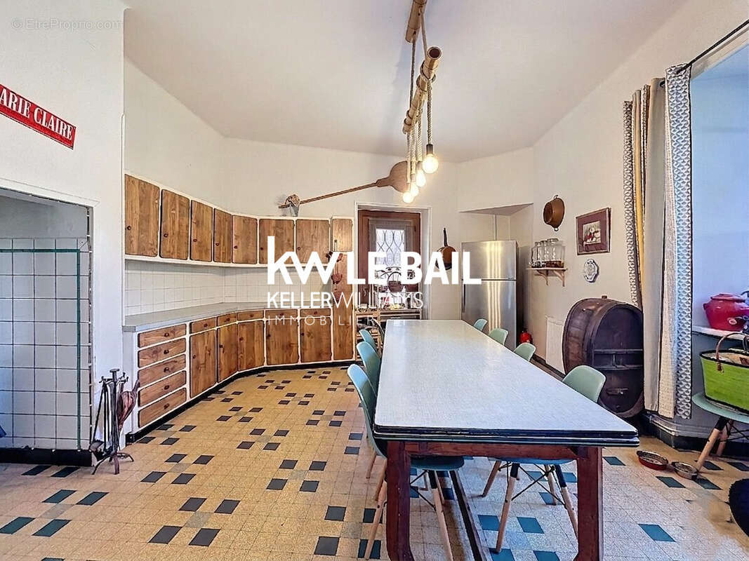 Maison 162 m² à Goujounac  - photo 9