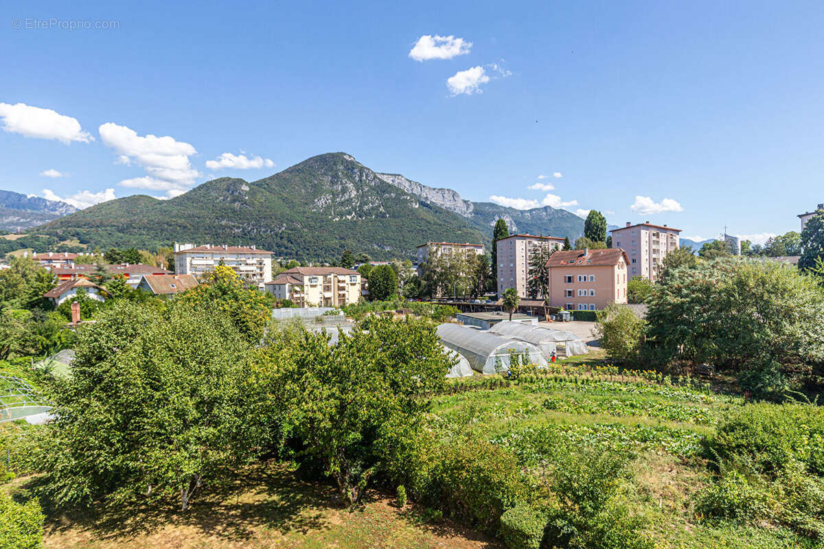 Agence immobiliere laforet - exclusivite - "eucalyptus" - annecy - secteur lac / maveria - appartement t3 de 59,74m2 - balcon -  - photo 2