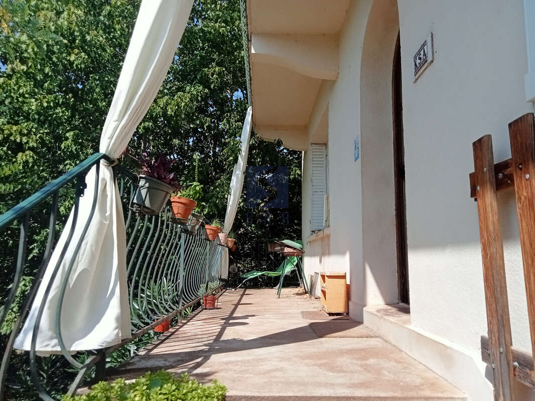 Maison à LA VOULTE-SUR-RHONE