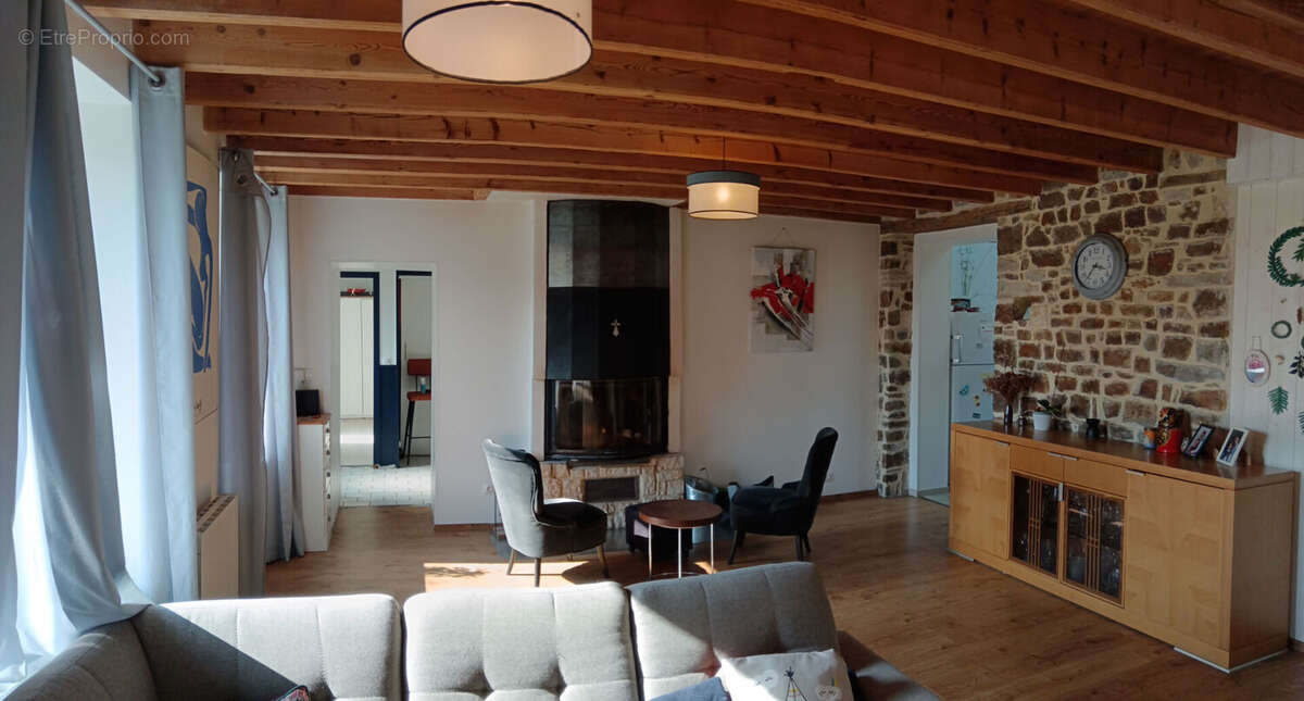 Maison à FIERVILLE-LES-MINES