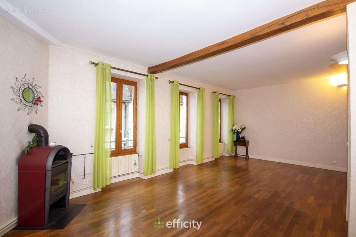 Appartement à DECIZE