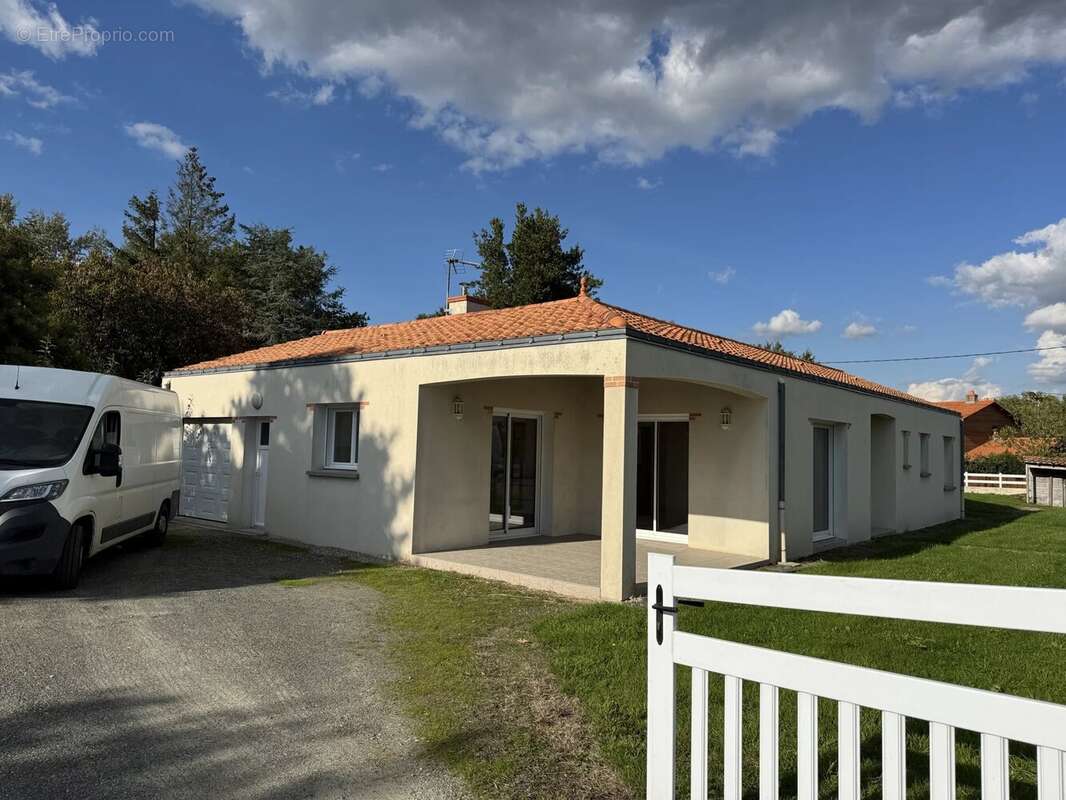 Maison à LA PLANCHE