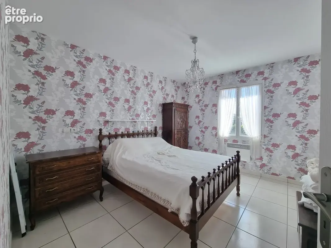 A Régusse, Villa de 2011de plain-pied sur 790m2 de terrain. - photo 7