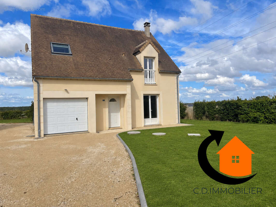 Maison à LE FAVRIL