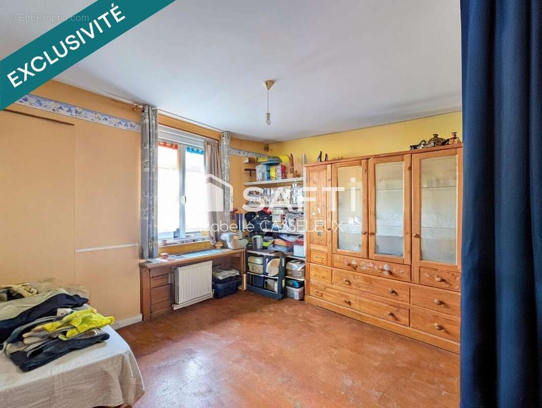 Maison 94 m² à Saint-Quentin  - photo 8