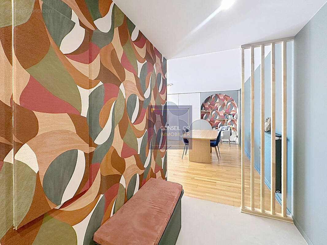 Appartement à SAINT-GENIS-LAVAL